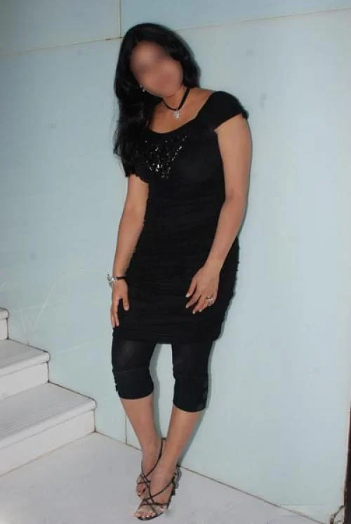 Call Girls Uttam Nagar